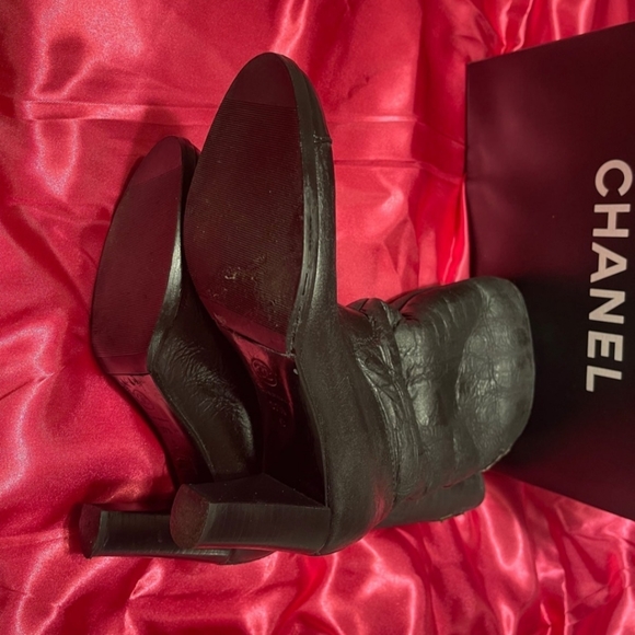 Chanel boots - Picture 8 of 12